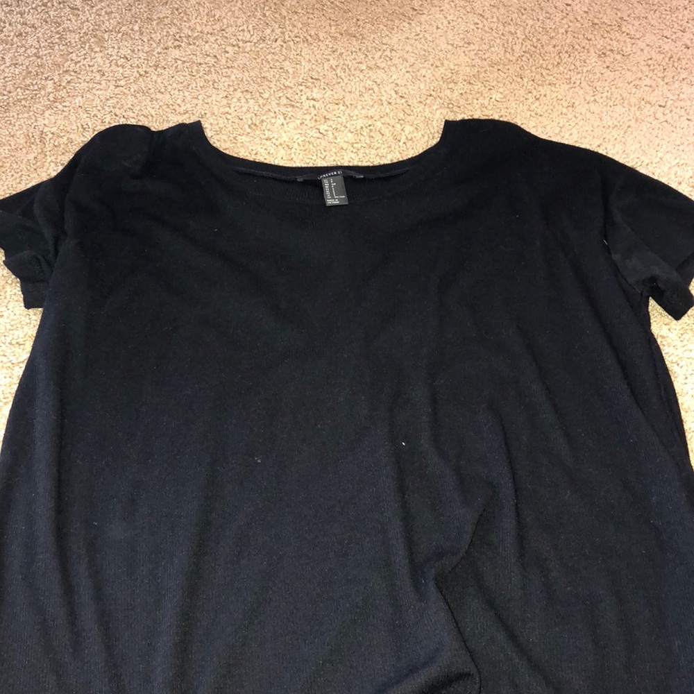 Black Ribbed Tee